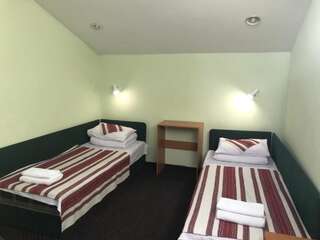 Мини-отель Hotel 18 Львов Двухместный номер с 2 отдельными кроватями-1
