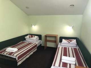 Мини-отель Hotel 18 Львов Двухместный номер с 2 отдельными кроватями-6